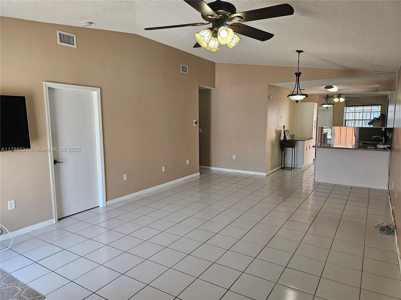 8905 NW 121st st # 0