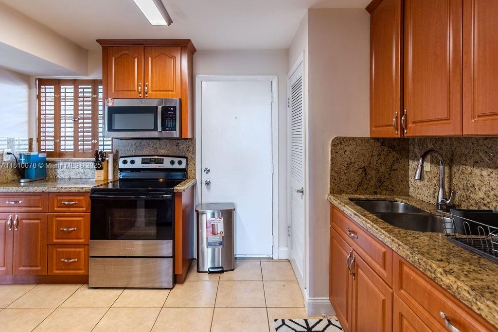 9110 Fontainebleau Blvd # 502