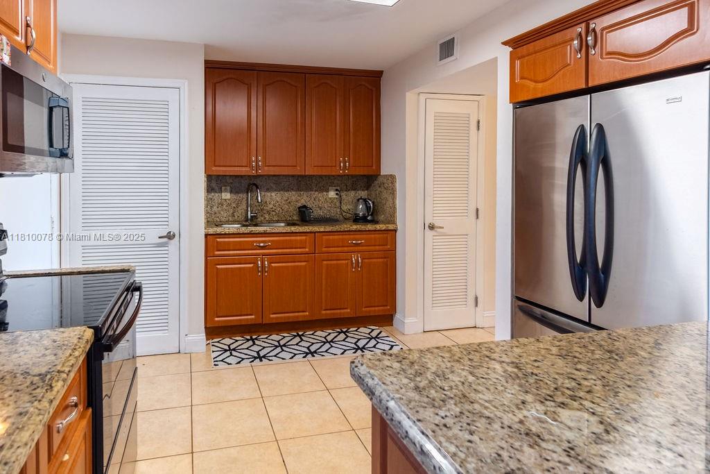 9110 Fontainebleau Blvd # 502