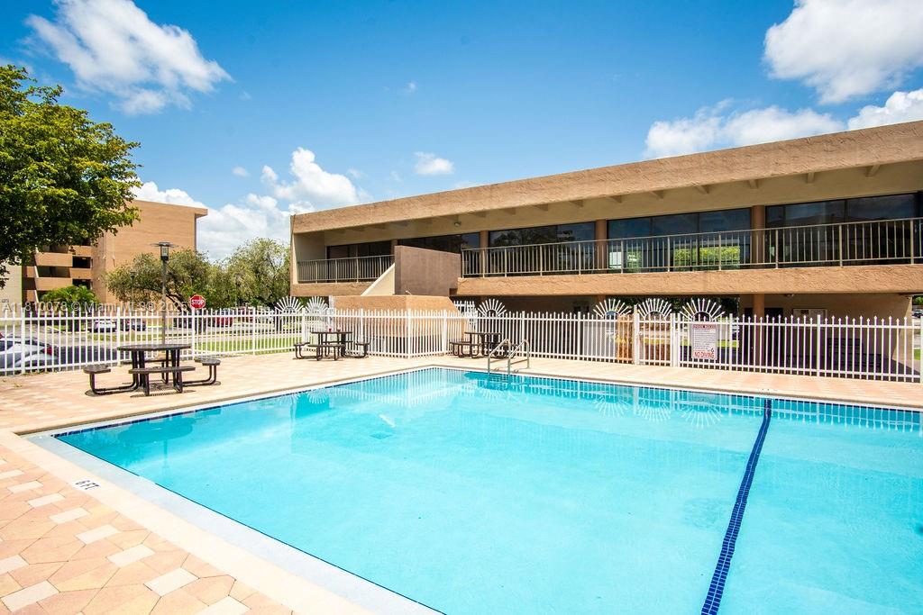 9110 Fontainebleau Blvd # 502