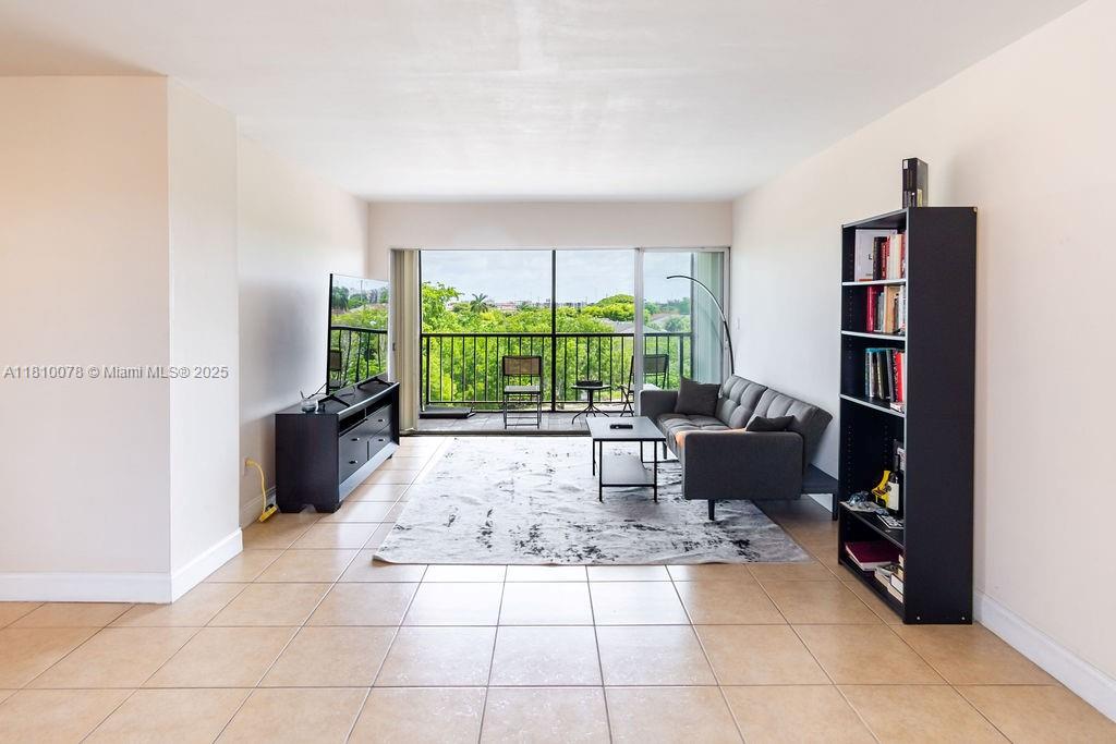 9110 Fontainebleau Blvd # 502