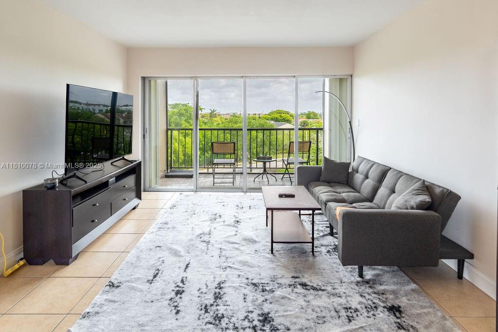 9110 Fontainebleau Blvd # 502