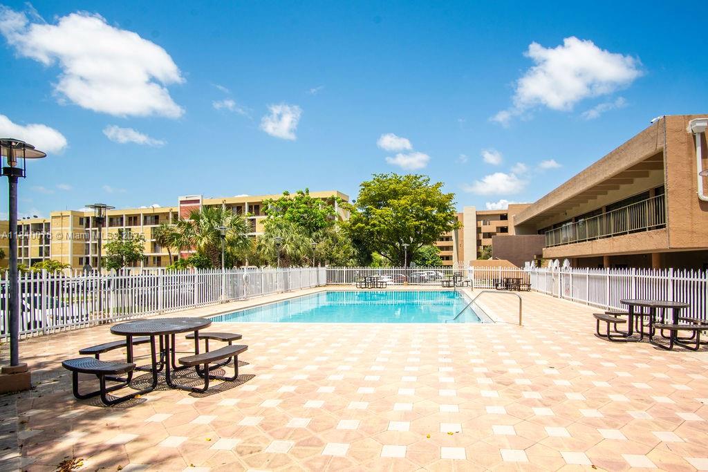 9110 Fontainebleau Blvd # 502