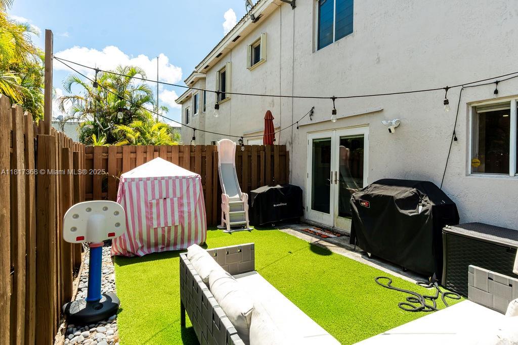 8321 SW 124th Ave # 105