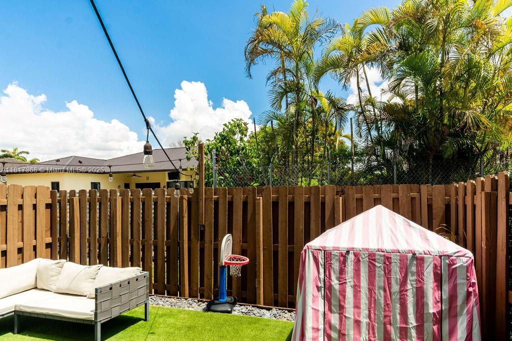 8321 SW 124th Ave # 105