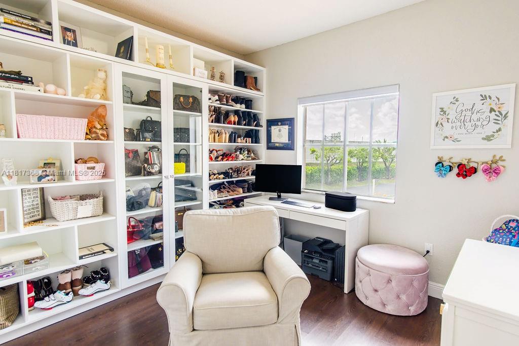 8321 SW 124th Ave # 105