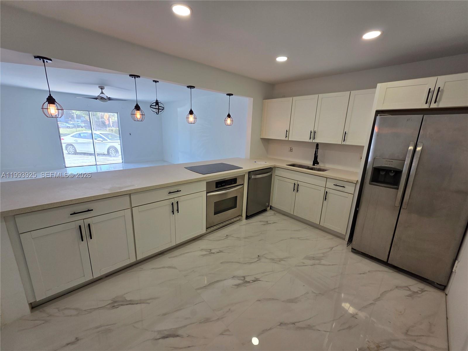 4751 NW 21st St # 106