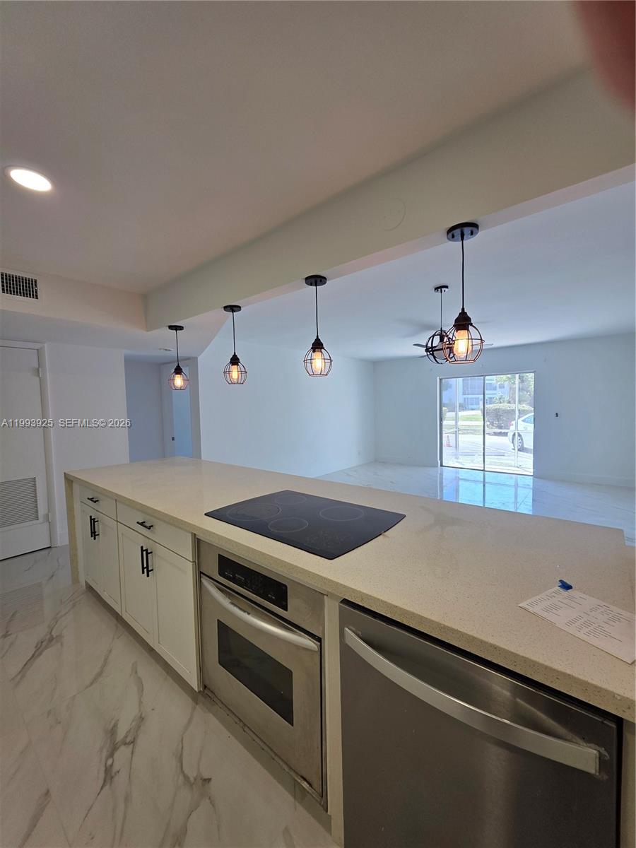 4751 NW 21st St # 106