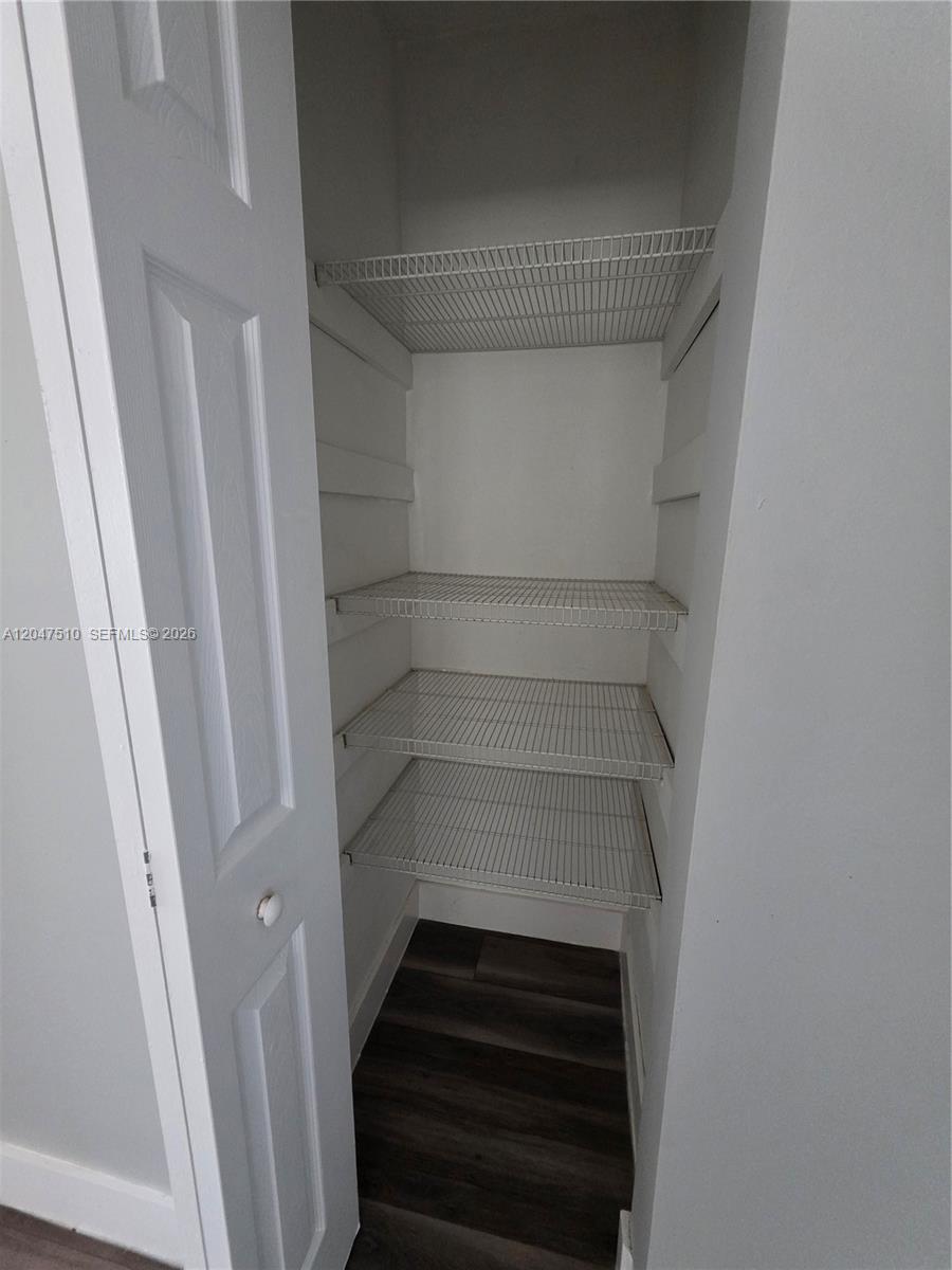 15 Esplanade Dr # B