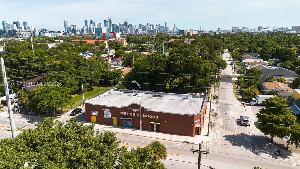 800 NW 36th St
