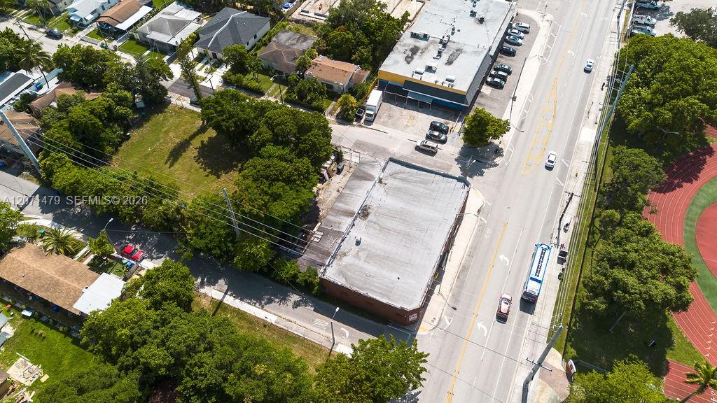 800 NW 36th St