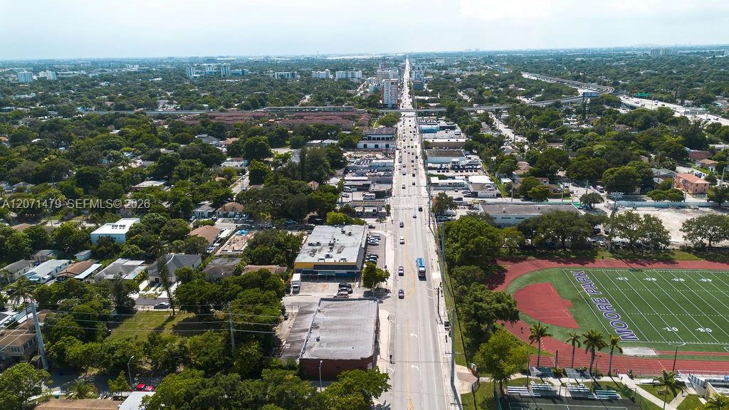800 NW 36th St