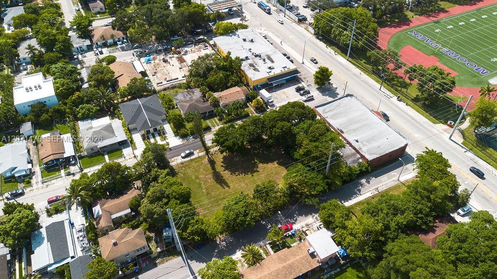 800 NW 36th St
