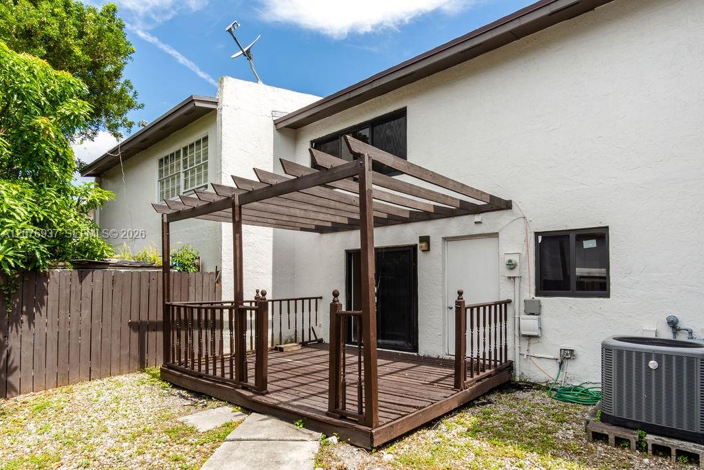 11312 SW 67th Ter