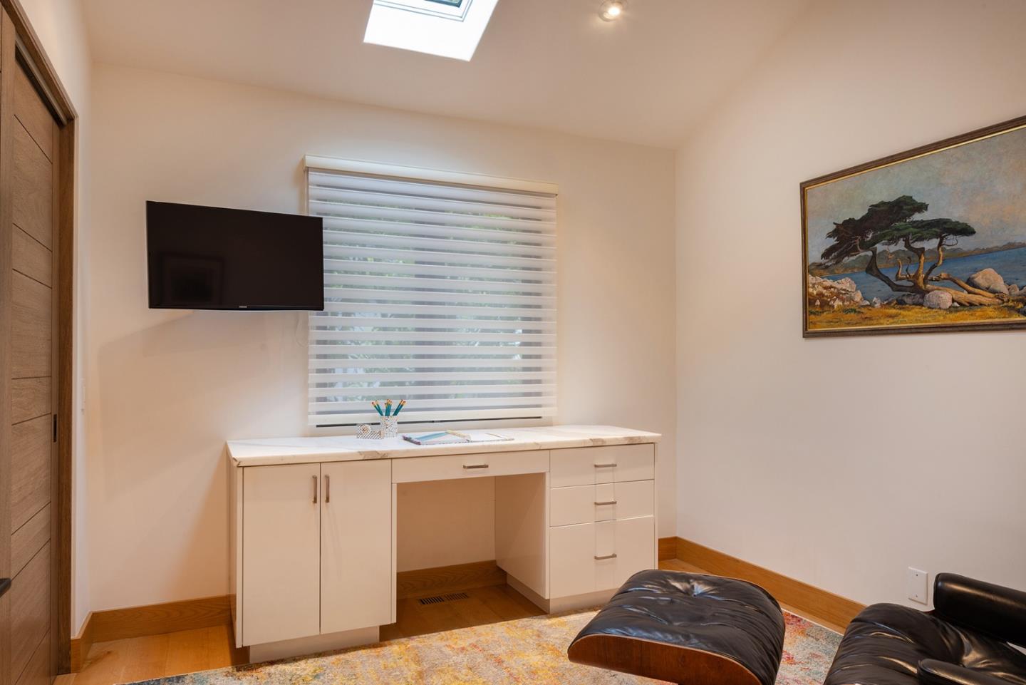 0 Lincoln 3NW of 13th Street