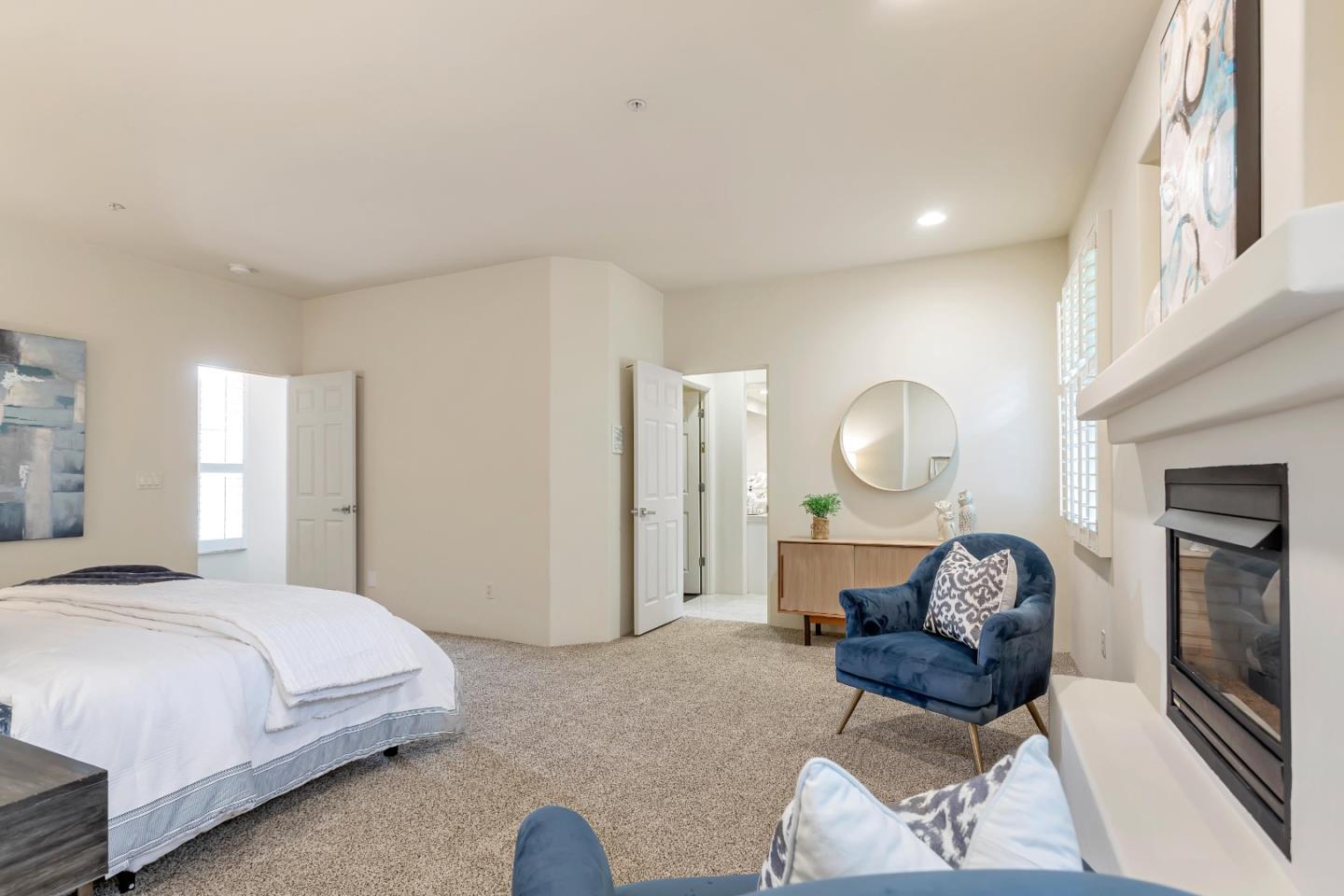 3120 Middle Ranch RD