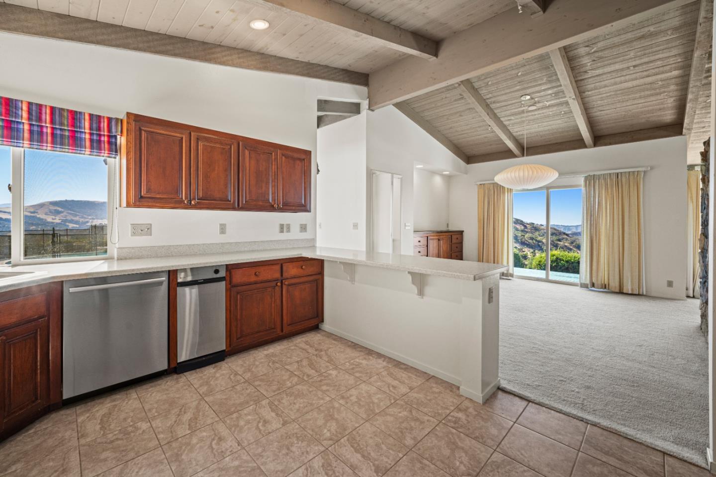 399 San Benancio RD
