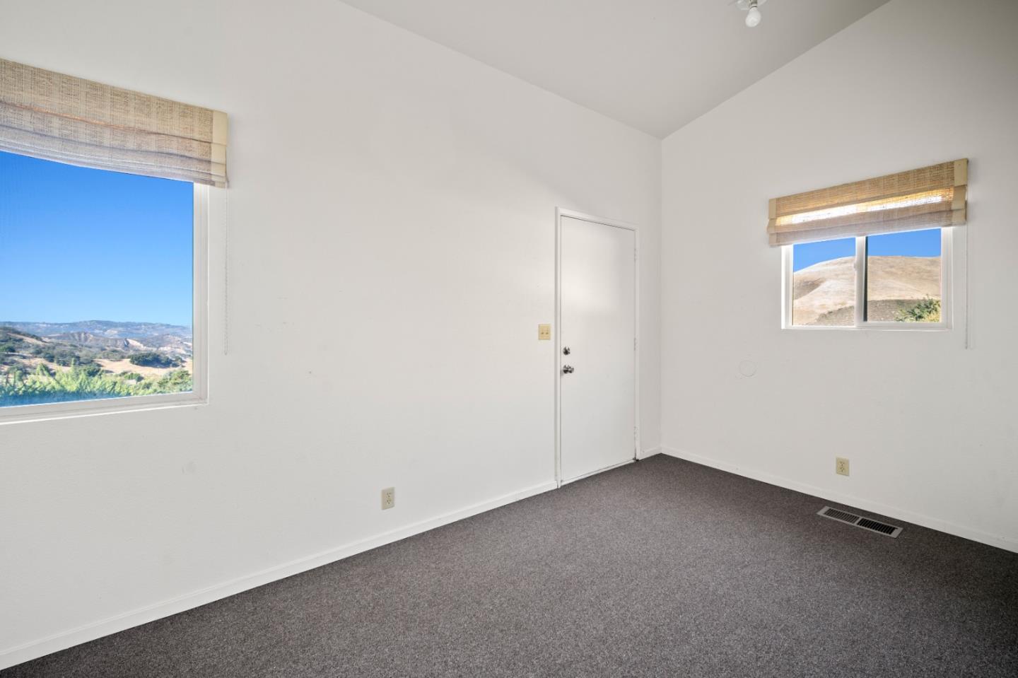 399 San Benancio RD