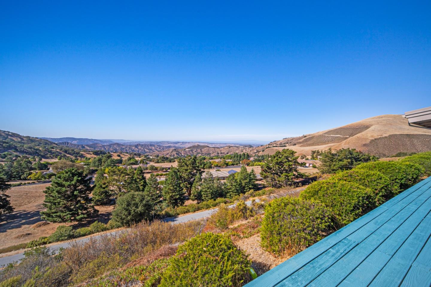 399 San Benancio RD