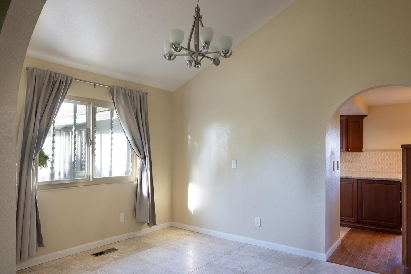 9791 Arrowleaf Trail
