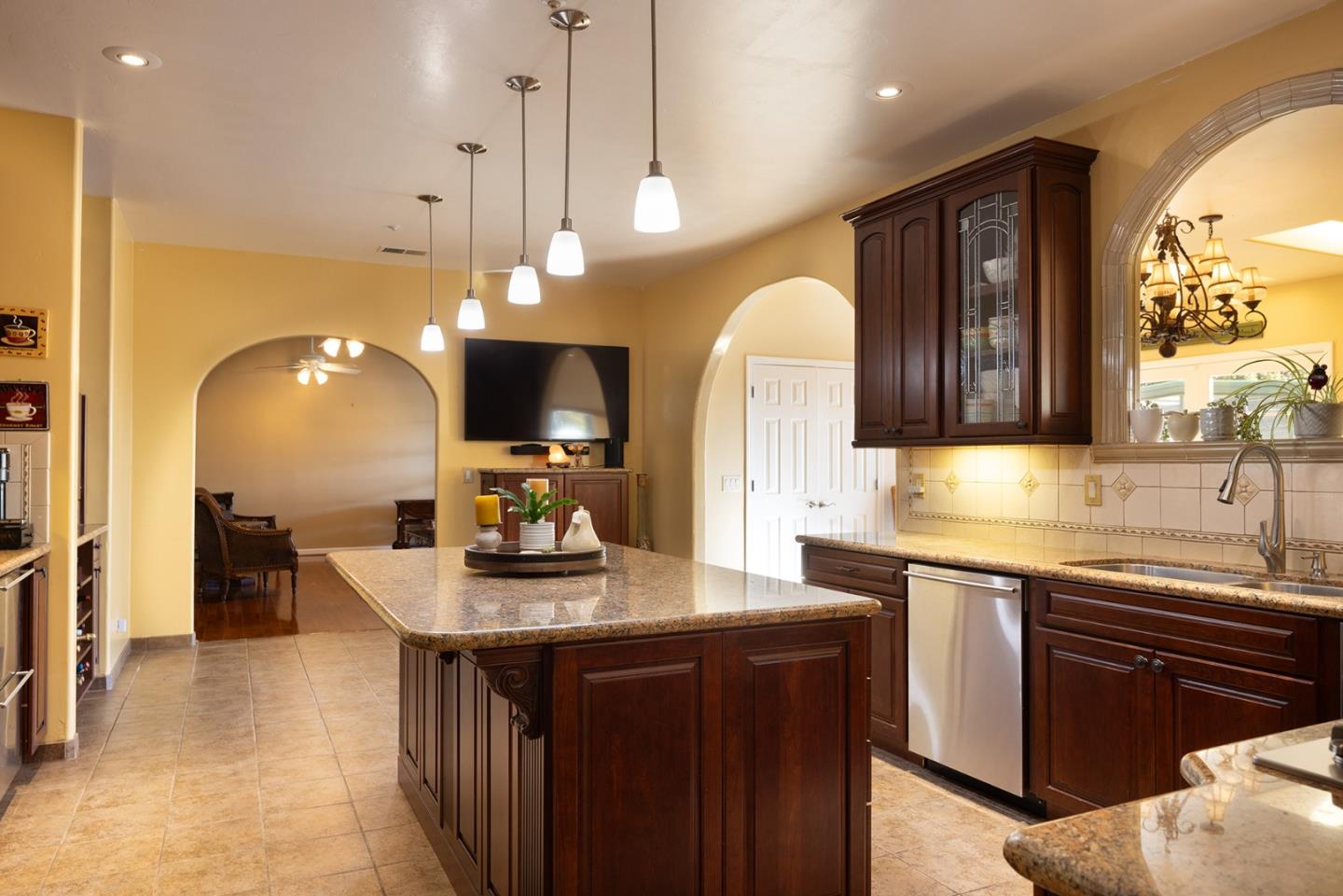 10251 Golden Meadow CIR