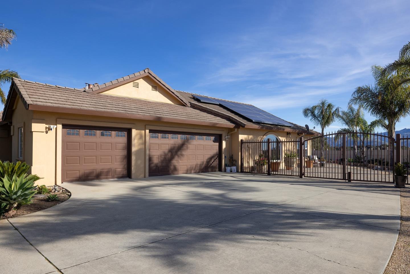 10251 Golden Meadow CIR
