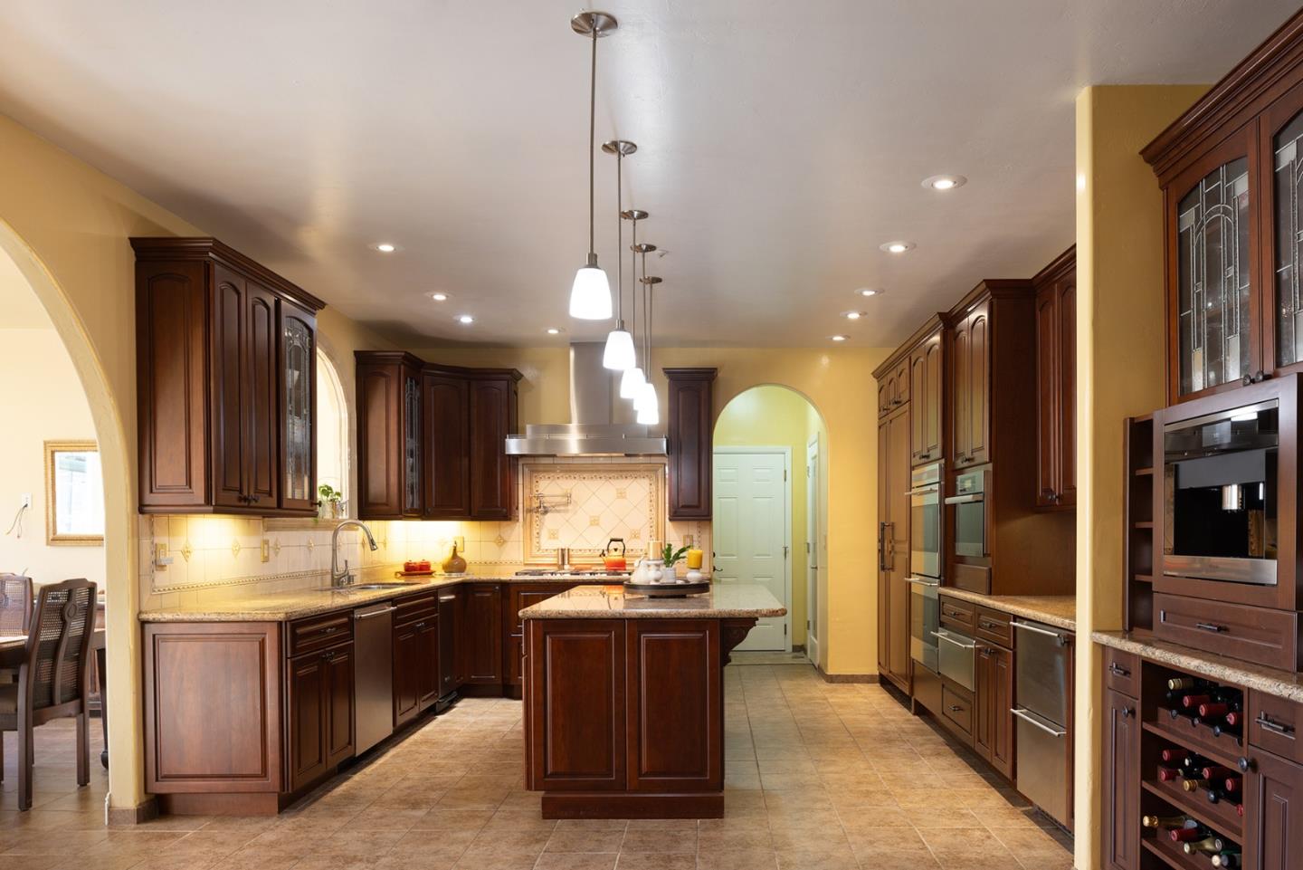 10251 Golden Meadow CIR