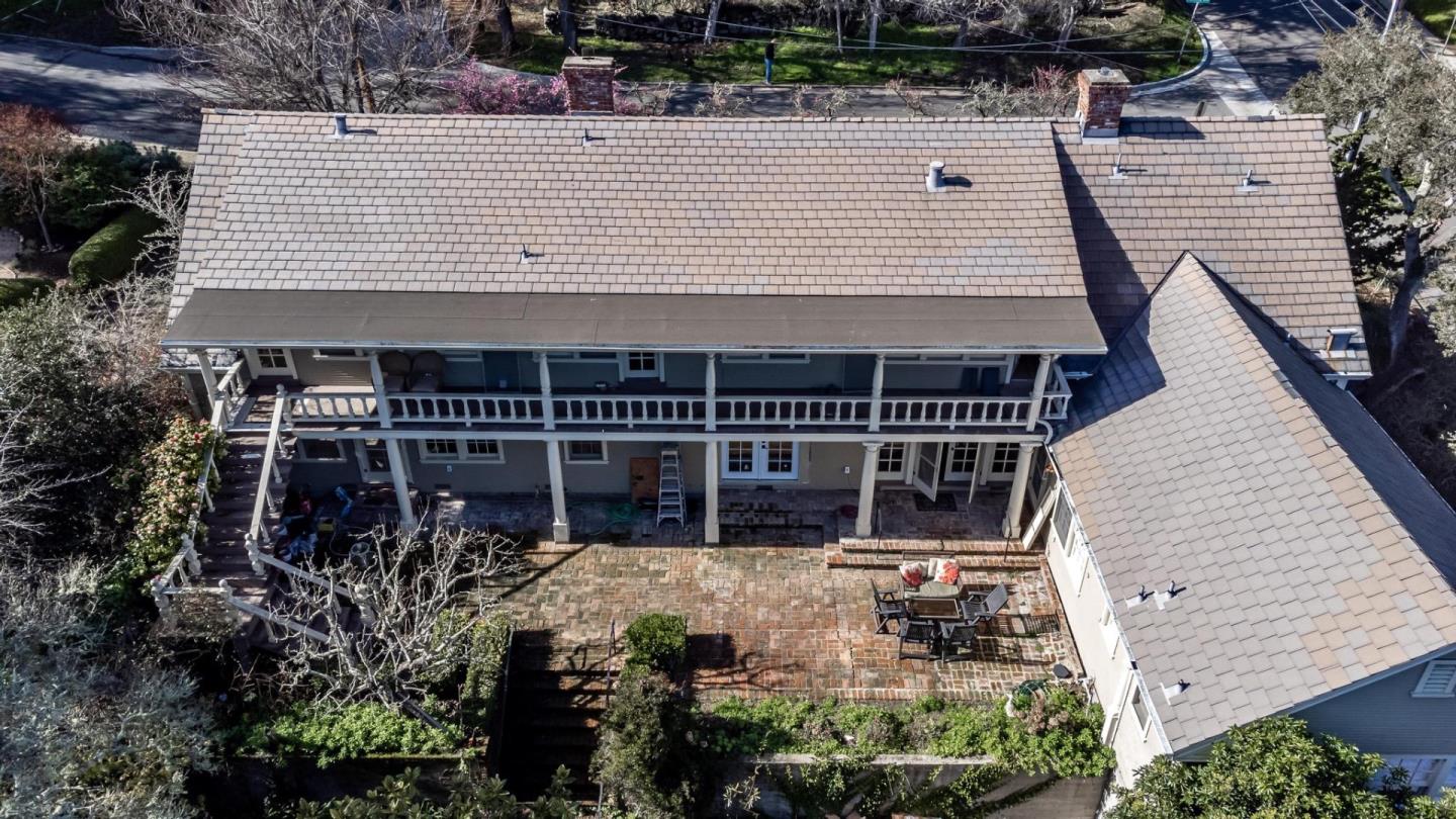 811 Alameda AVE