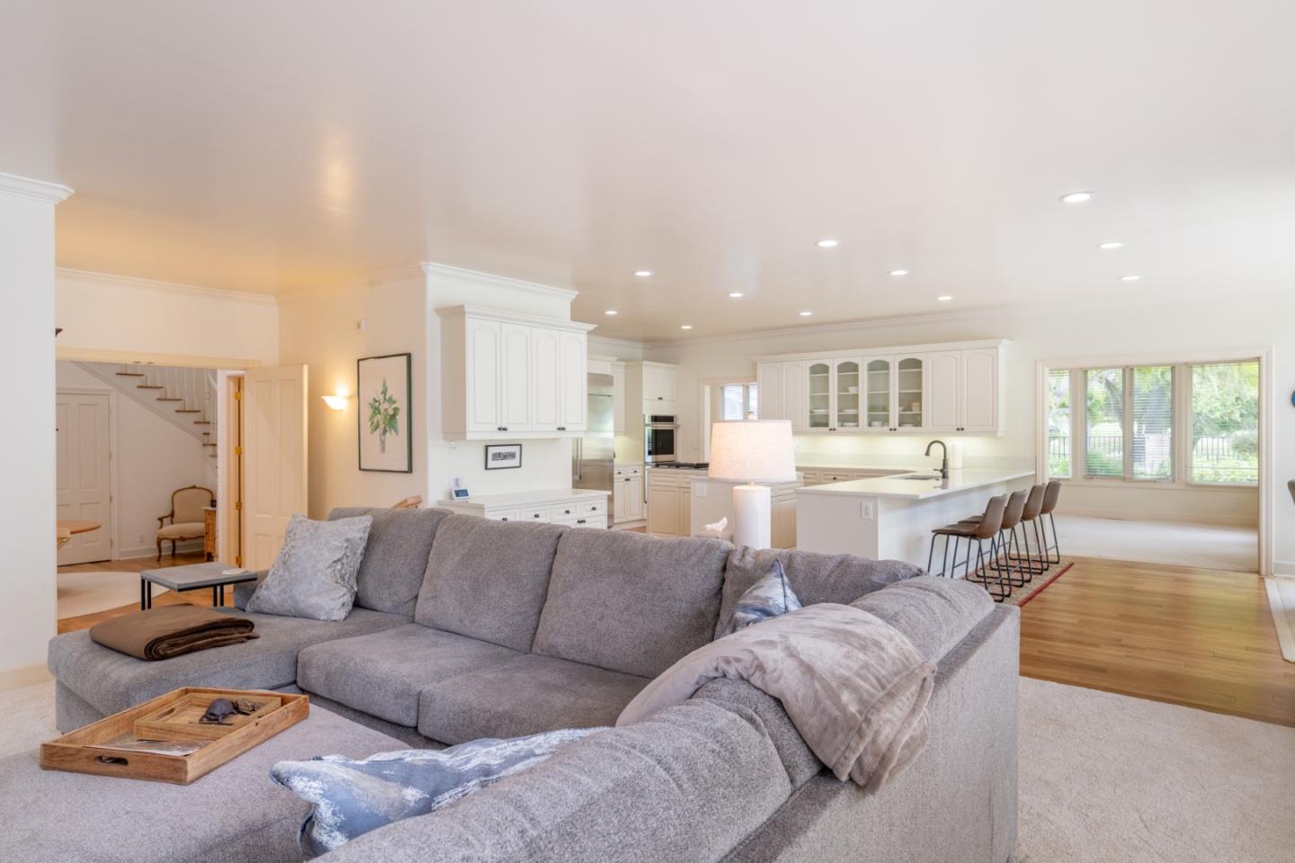 3045 Stevenson Drive