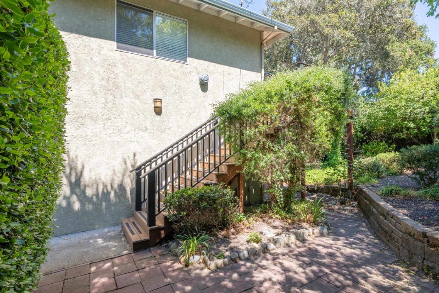 1151 Monterey Salinas Highway