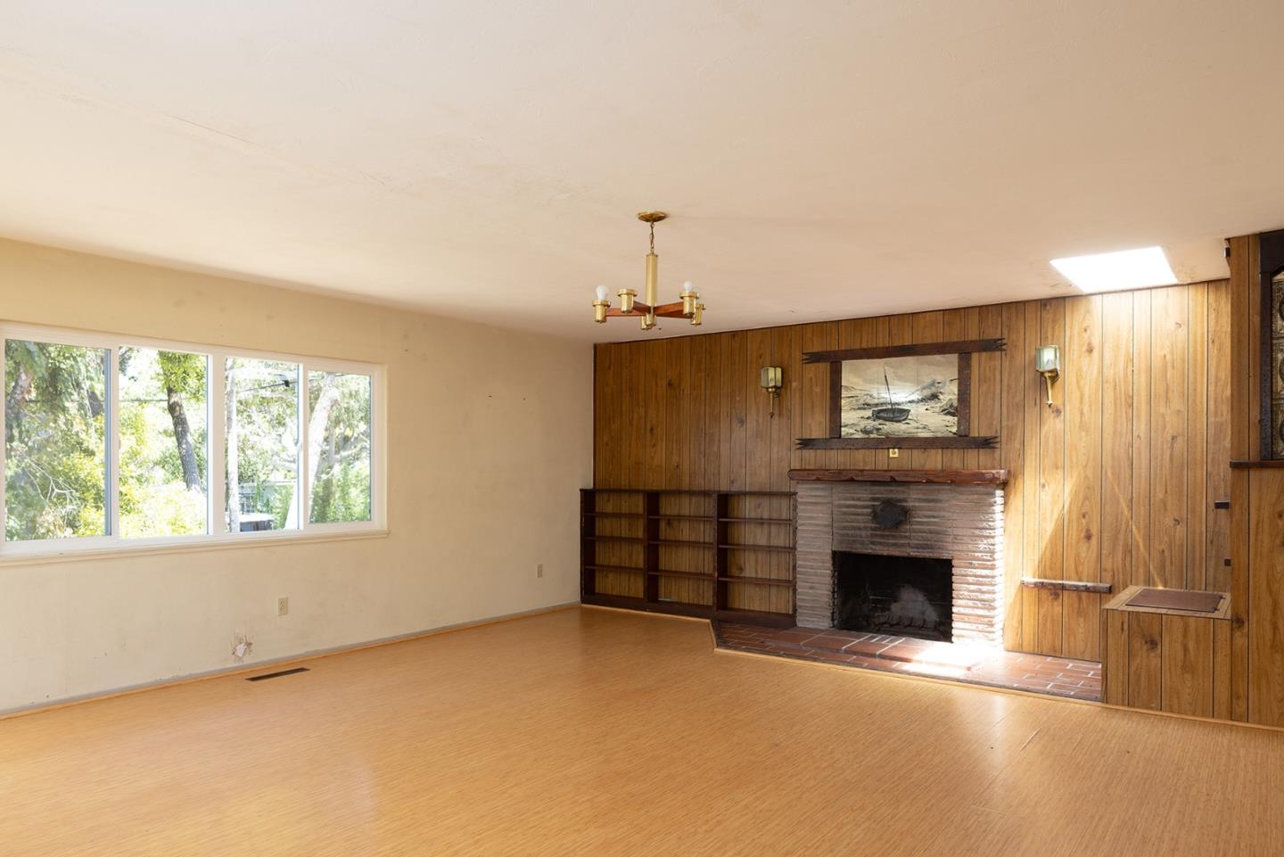 1113 Buena Vista Avenue