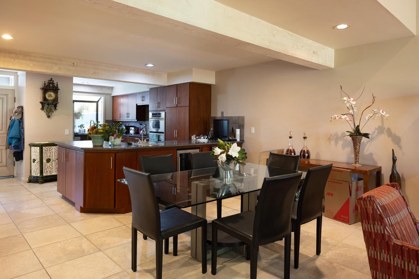 9662 Willow Court