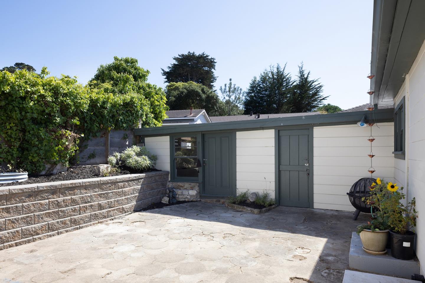 1001 David Avenue