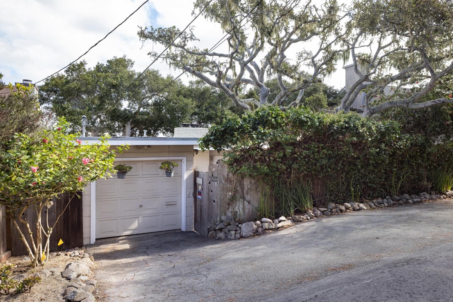 650 Grace Street