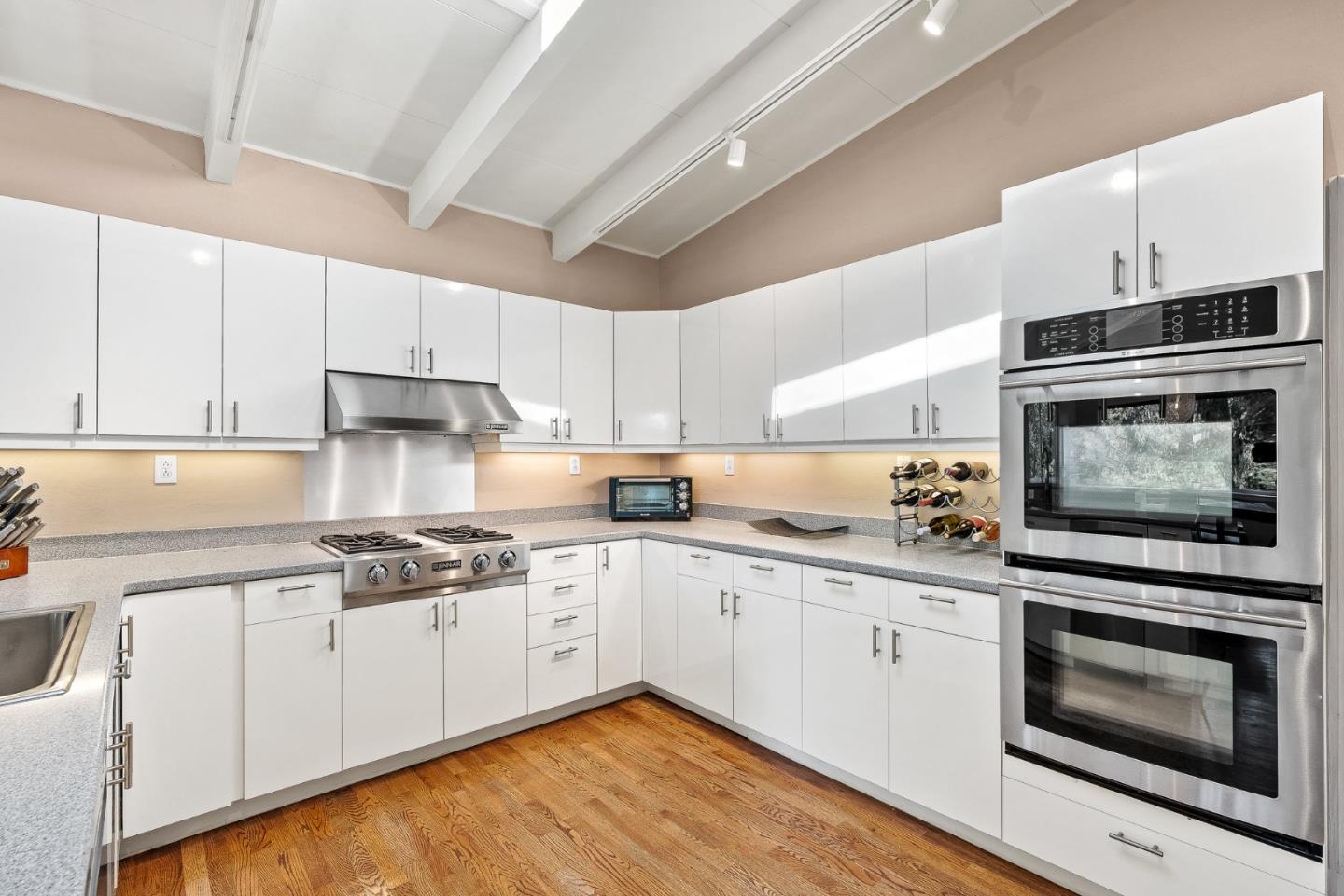 1145 Harrison Street