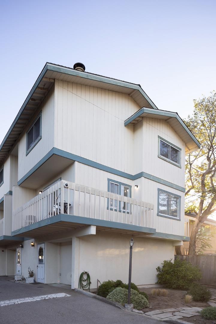 420 Dela Vina Avenue 7