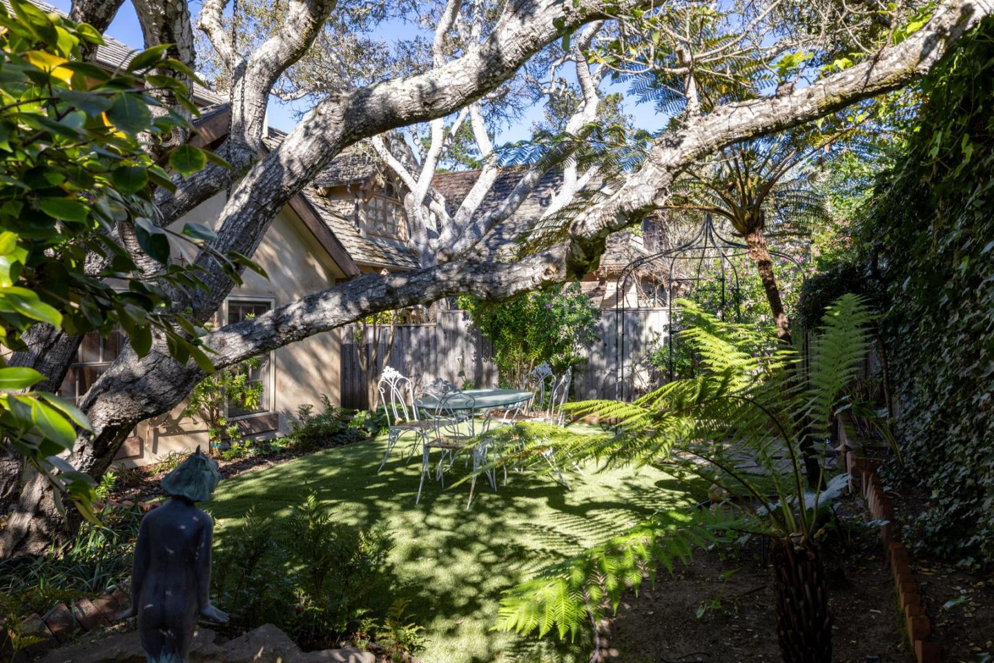 Santa Fe 3 Southeast of 4th