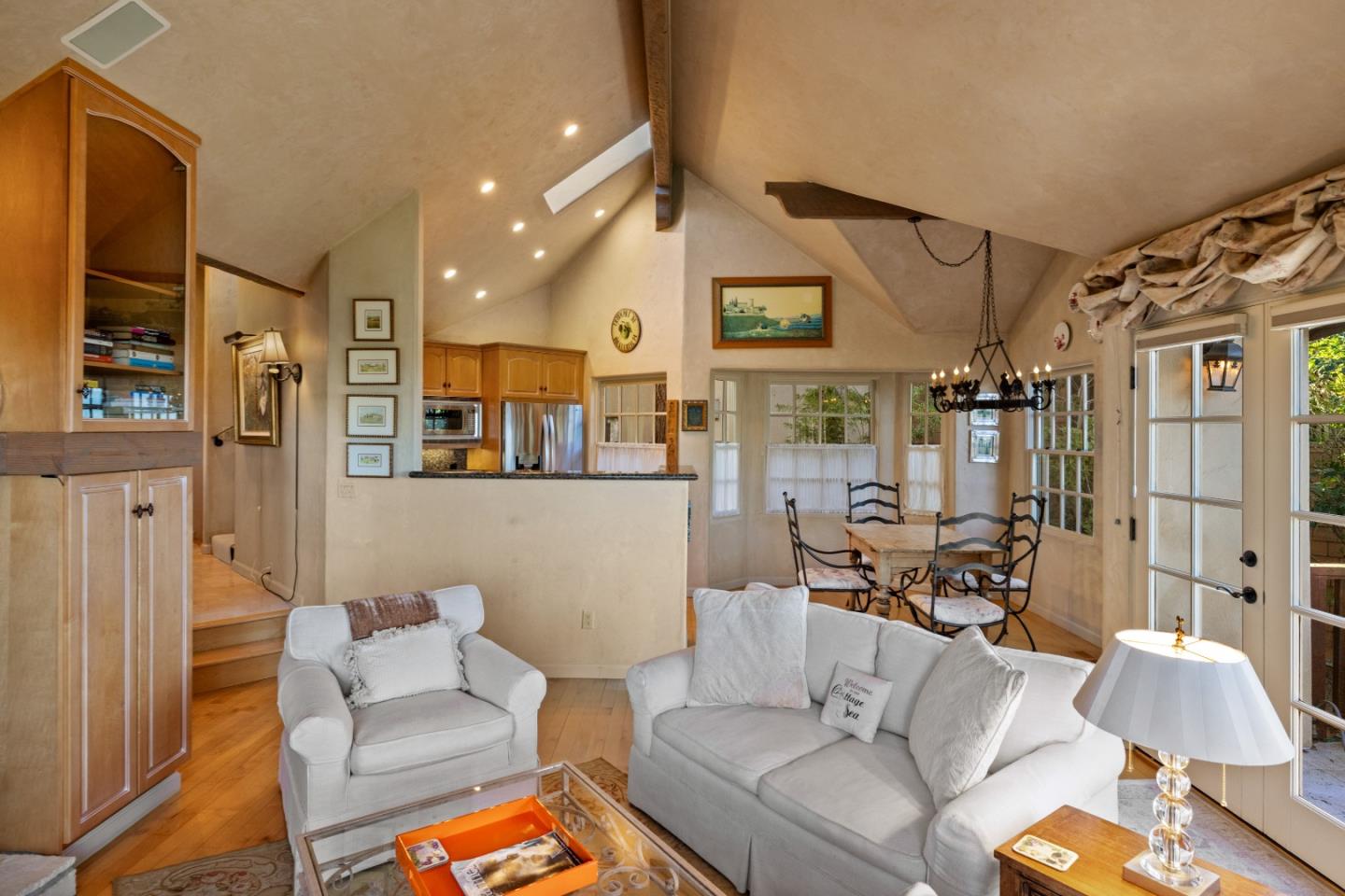 Santa Fe 3 Southeast of 4th