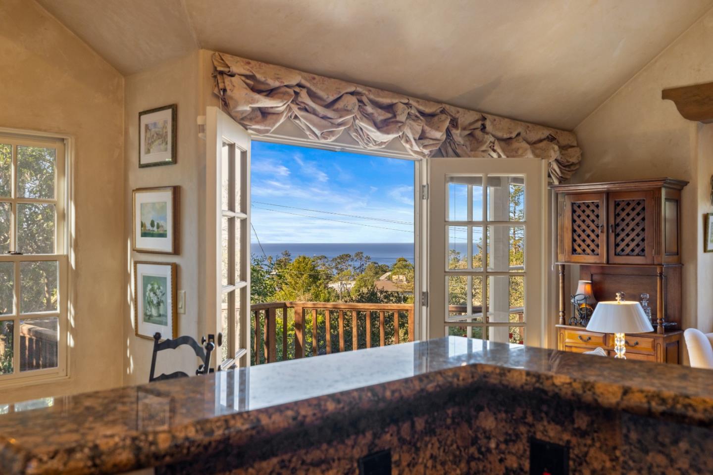 Santa Fe 3 Southeast of 4th