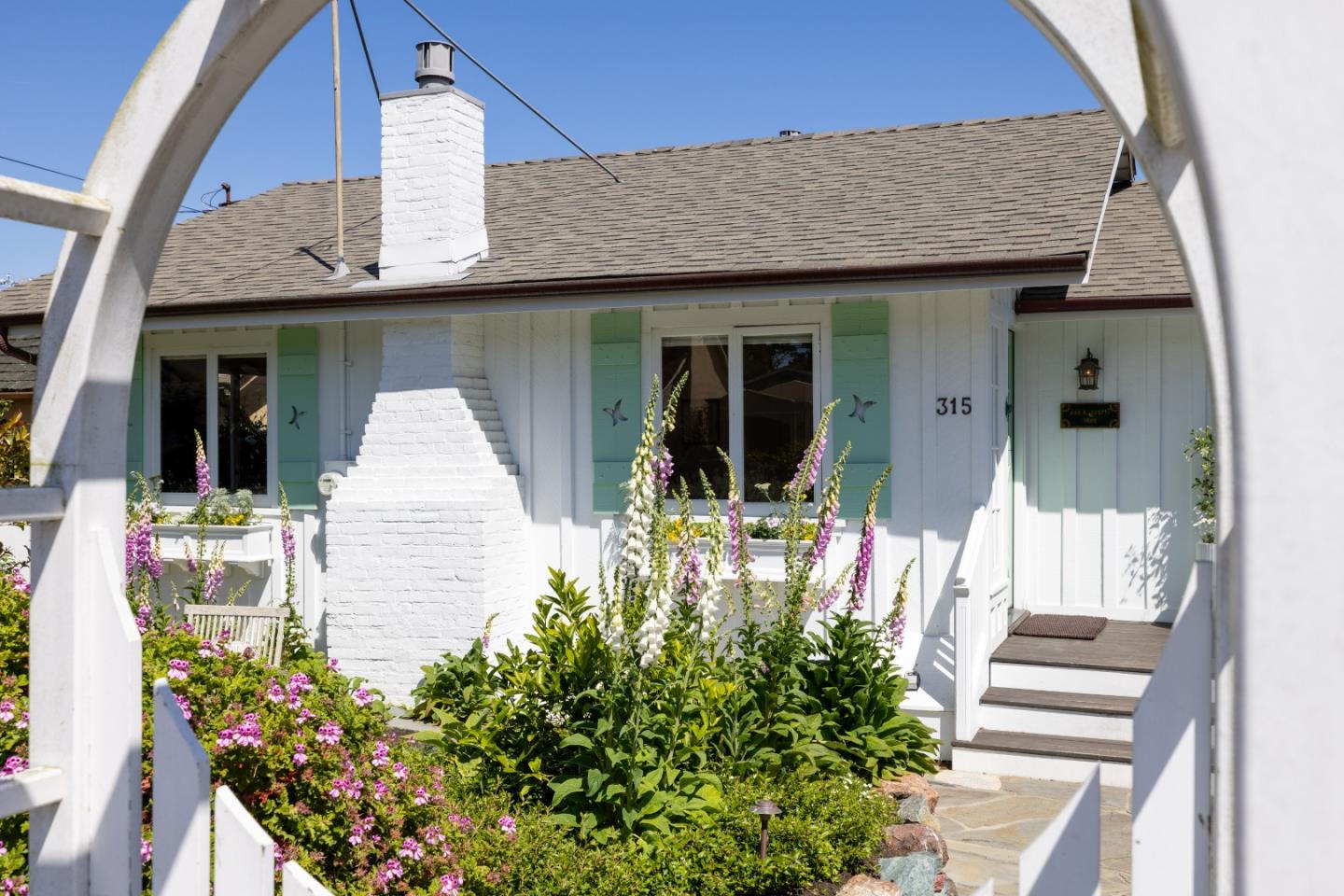 315 Willow Street