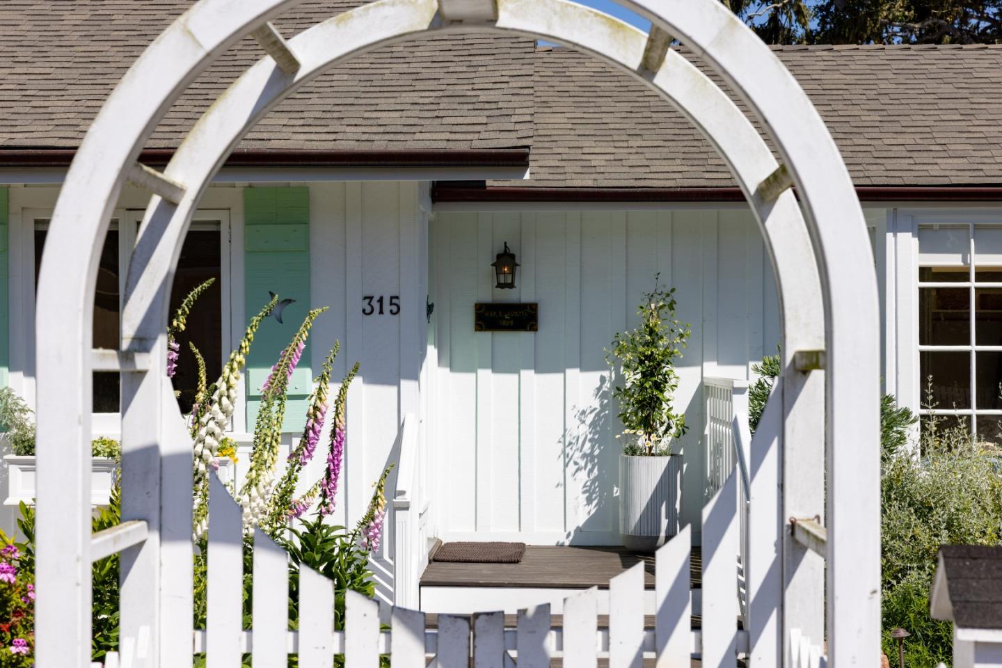 315 Willow Street