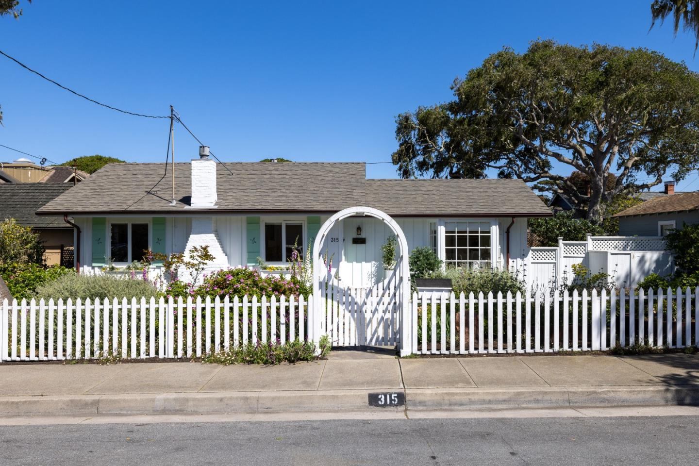 315 Willow Street