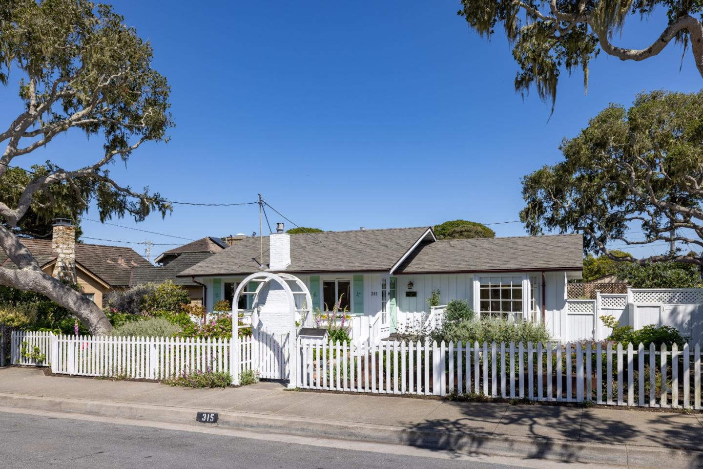 315 Willow Street