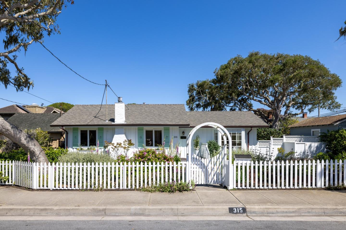 315 Willow Street