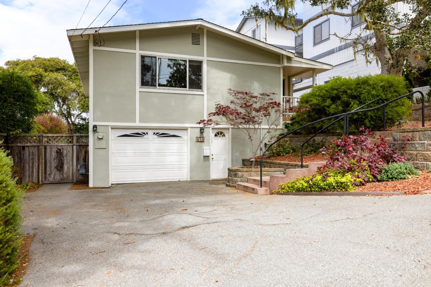 814 Parcel ST