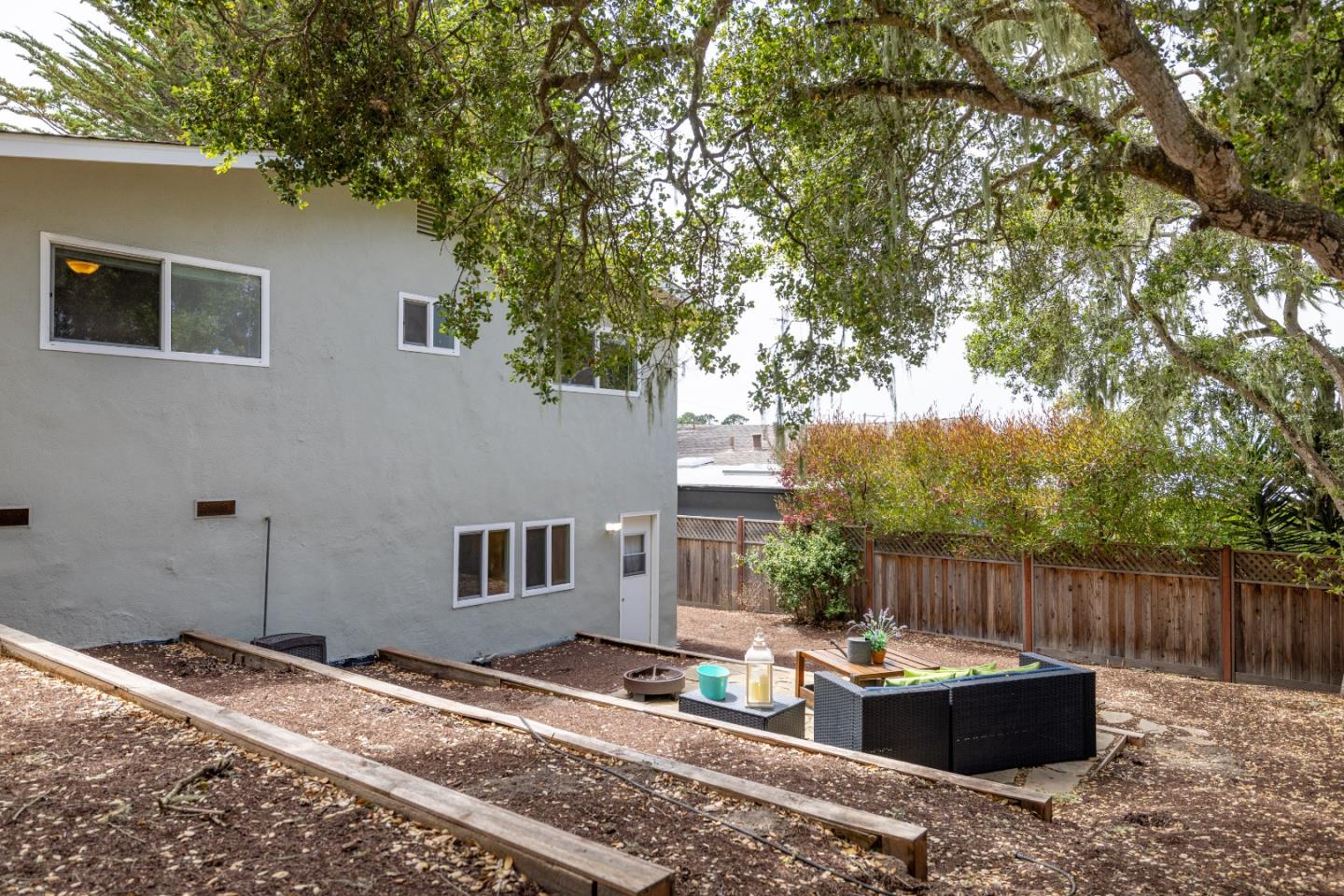 814 Parcel ST