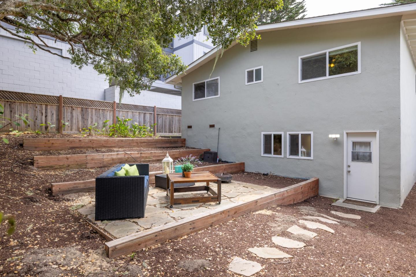 814 Parcel ST