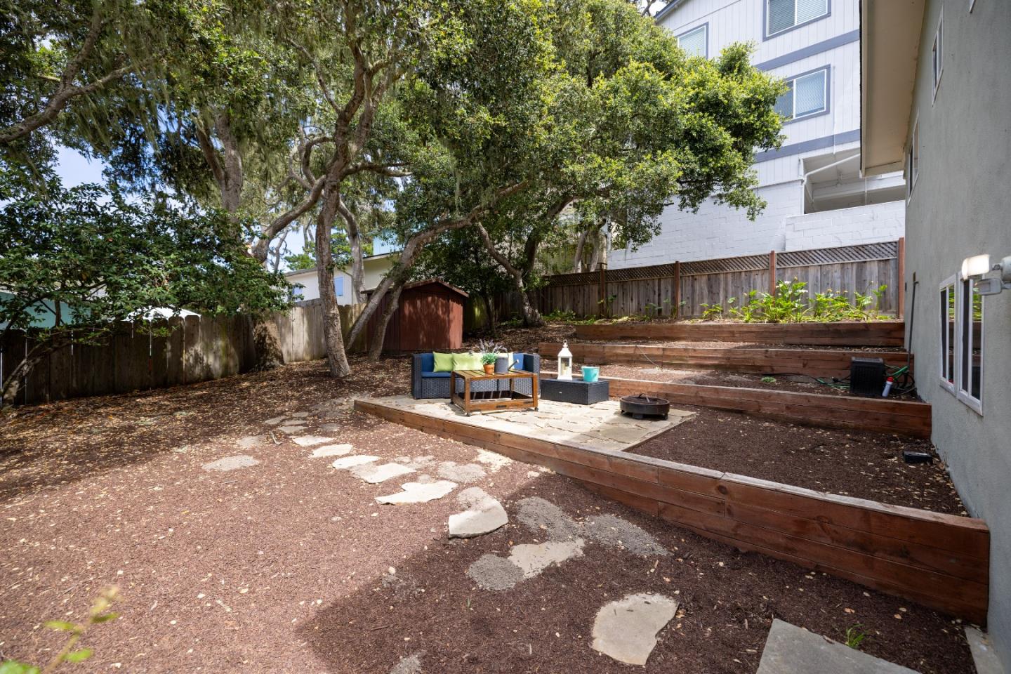 814 Parcel ST