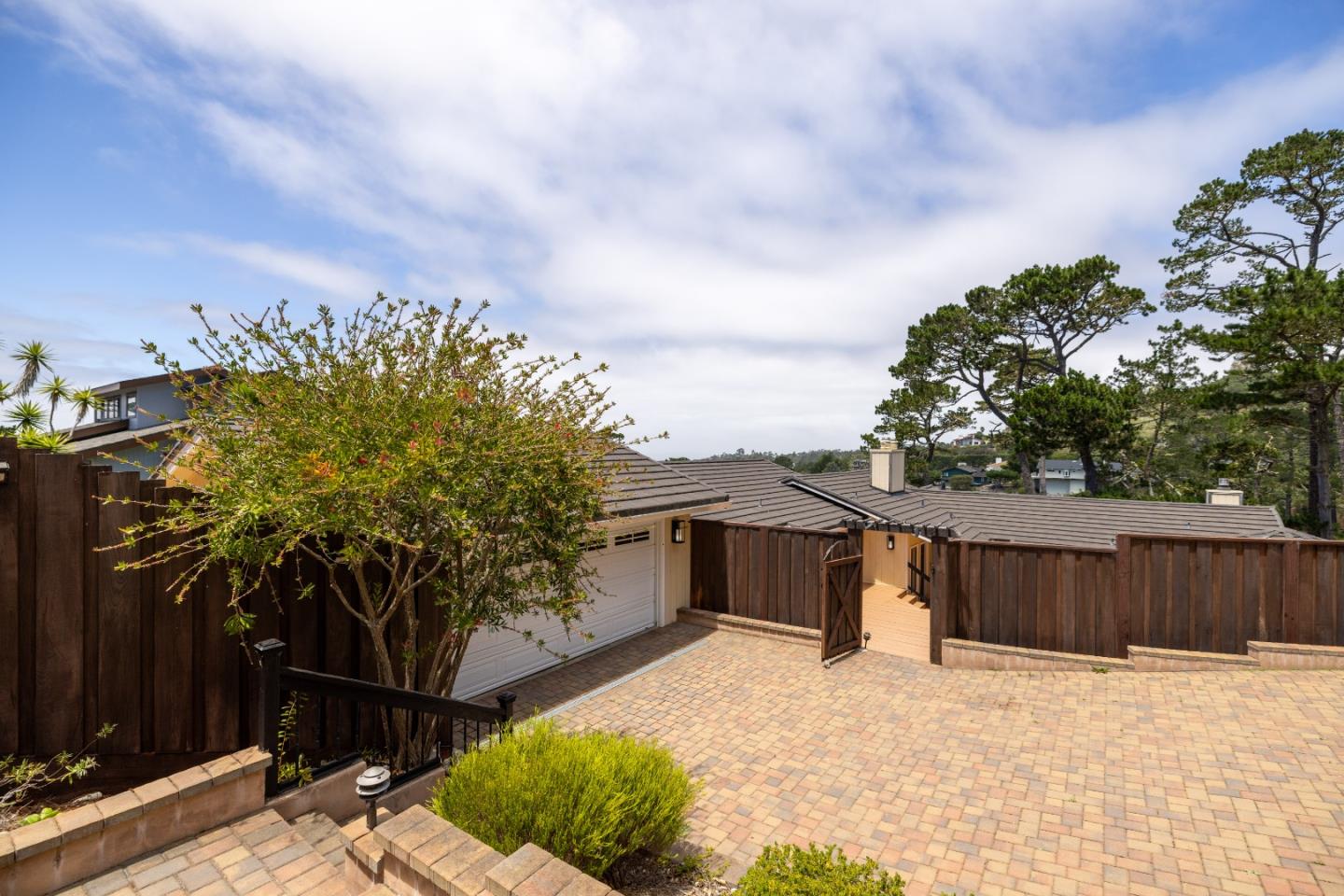 25000 Pine Hills DR