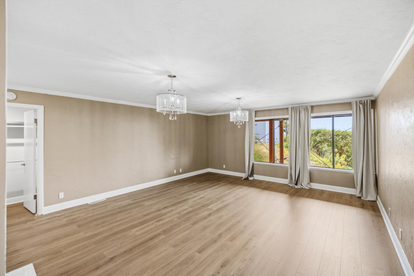 25000 Pine Hills DR